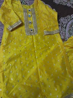 3 piece dress in yellow and purple. color