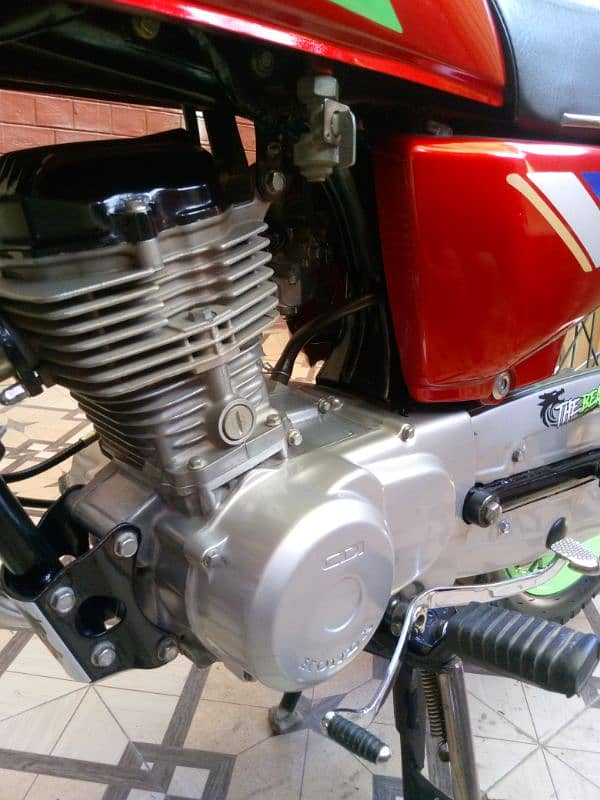 Honda CG 125 condition 10/10 4