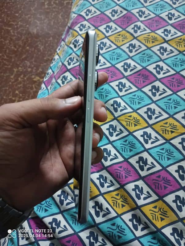 Redmi Note 13 Pro Plus 16/512 5G 120Watts 200MP Camera 5
