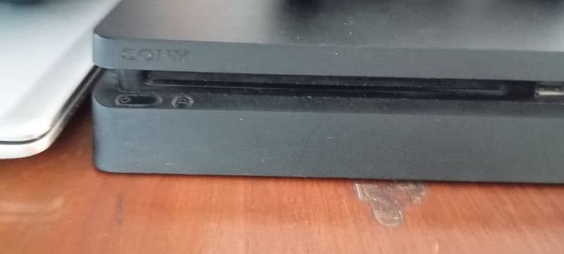 Sony PS4 1000GB SLIM 2