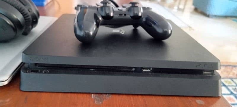 Sony PS4 1000GB SLIM 3