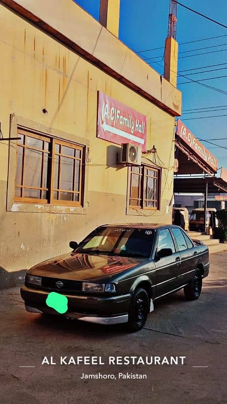 Nissan Sunny Japan import model 1990+1991 contact 03331238072 9