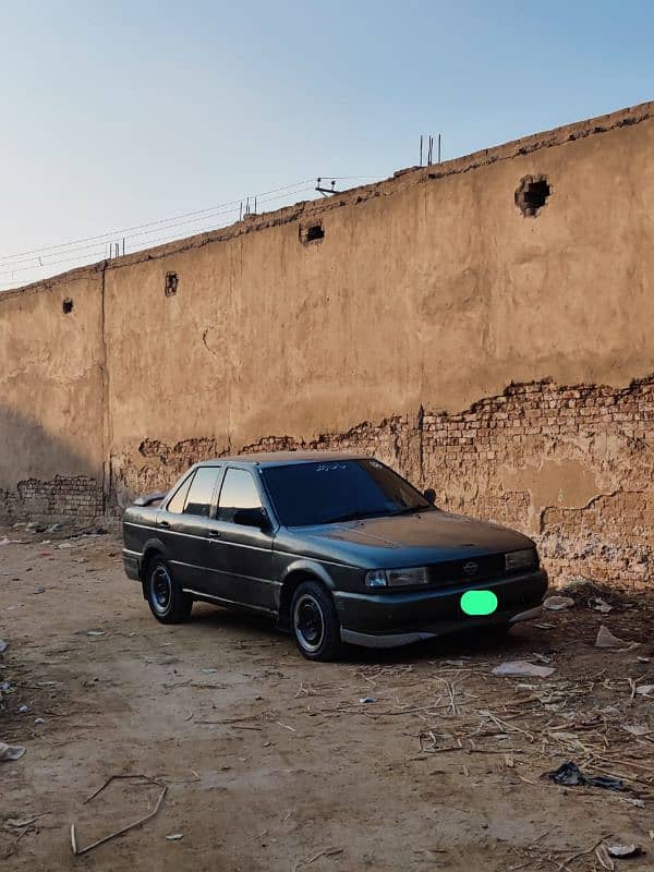 Nissan Sunny Japan import model 1990+1991 contact 03331238072 10