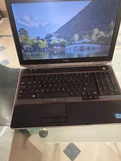 dell latitude E6520 leptop 10/9 conndition full geniun condition