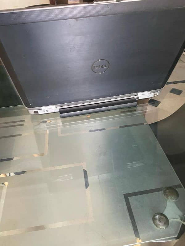 dell latitude E6520 leptop 10/9 conndition full geniun condition 4