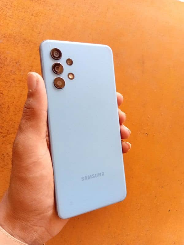 Sumsung A32 lush Mobile 3