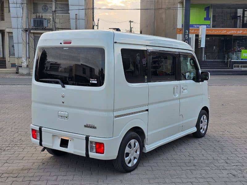 Suzuki every wagon 2