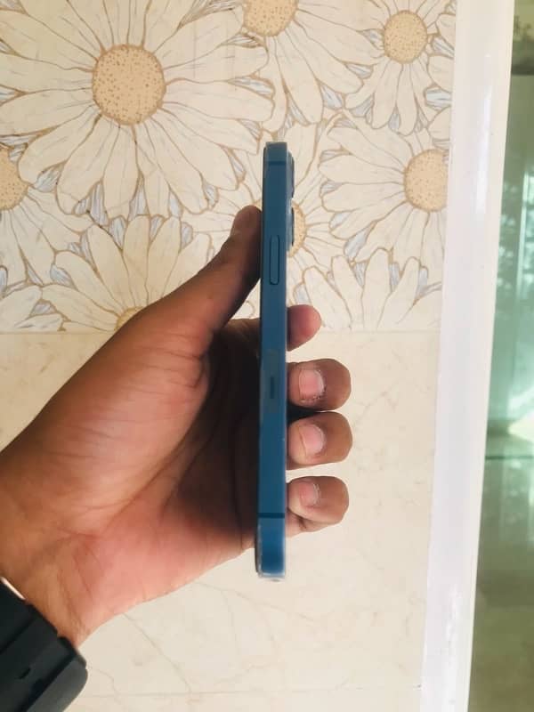 iphone 13 JV LLA Model 2