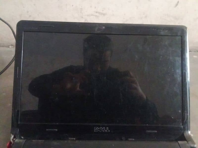 Dell laptop parts for sale not working battery is orignal and worked 1