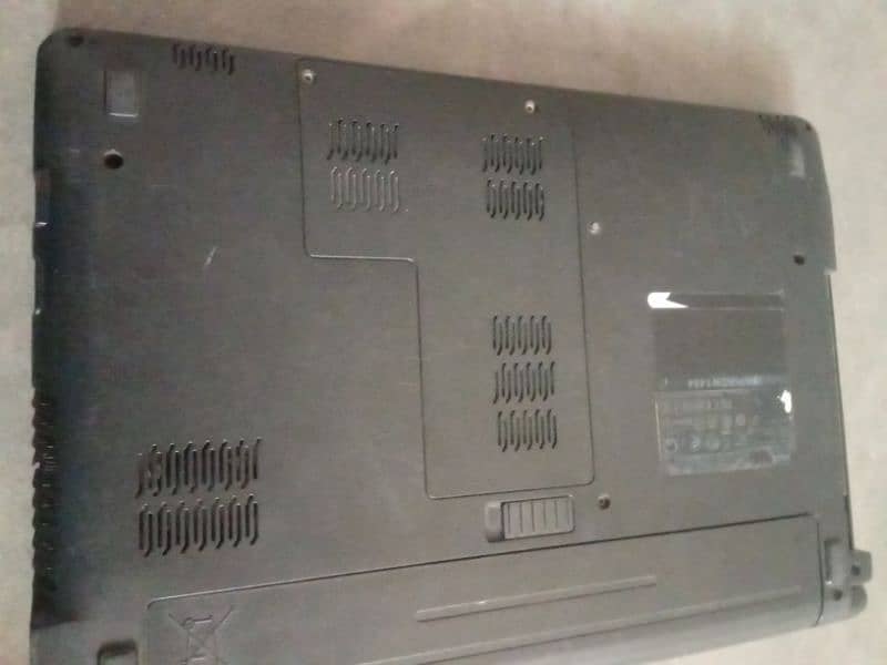 Dell laptop parts for sale not working battery is orignal and worked 4