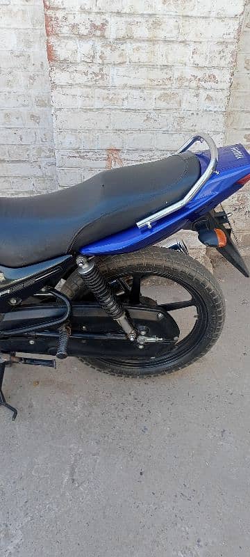 YAMAHA ESD JAPAN IMPORT 5