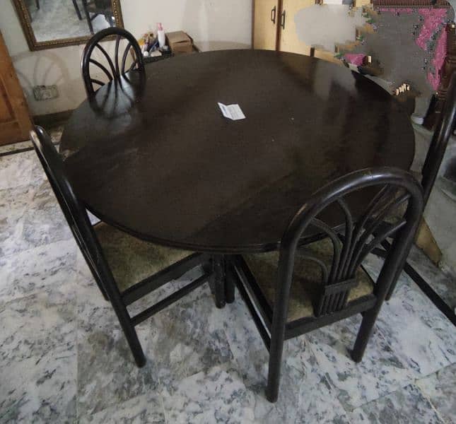 Round Dining Table set 6