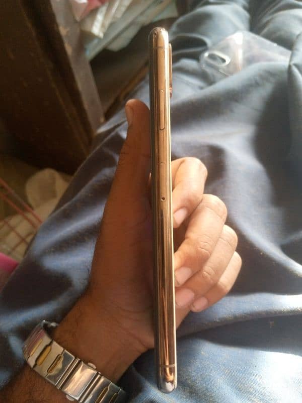 I phone XS Max Double sim PTA approved 64 gb condition 10 by 9.5 1