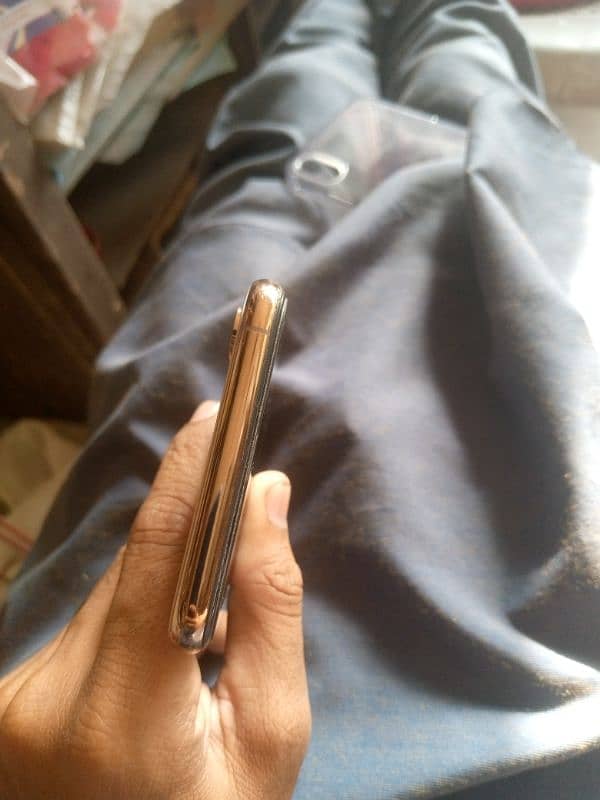 I phone XS Max Double sim PTA approved 64 gb condition 10 by 9.5 2