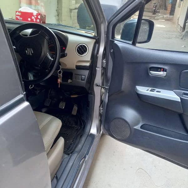 Suzuki Wagon R 2016 1