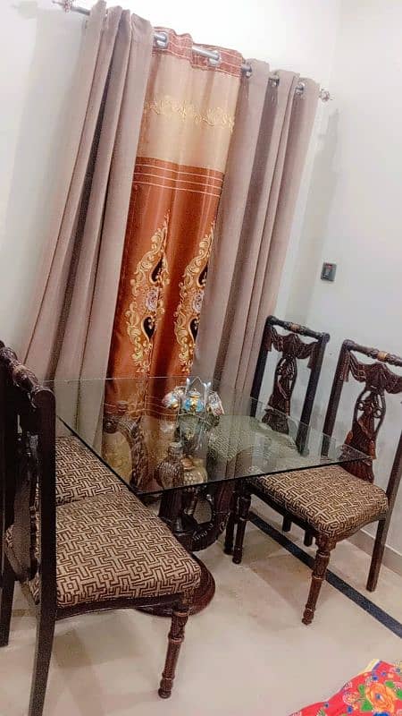 dinning table 0