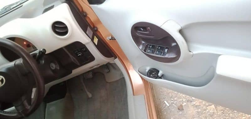 Toyota Passo 2011 13