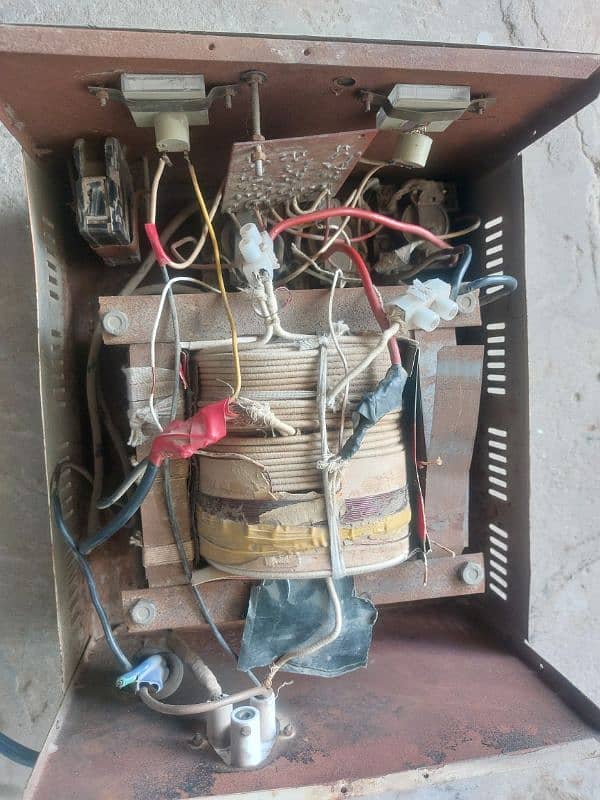 stabilizer dawlance 9000KW 1