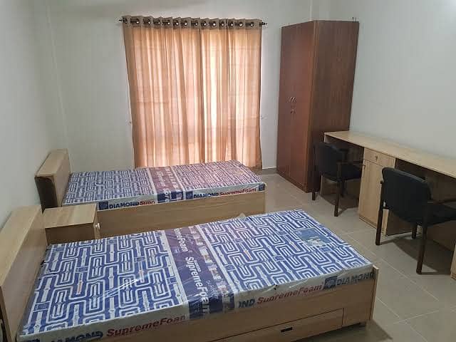 Crown Boys Hostel/Living space/Accomodation/Room in E11 1