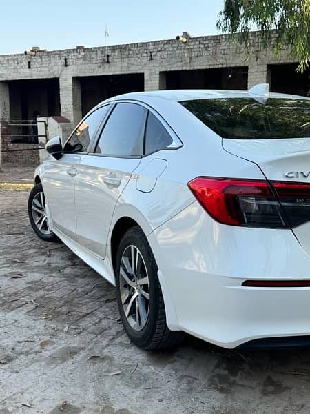 Honda Civic Oriel 2022 9