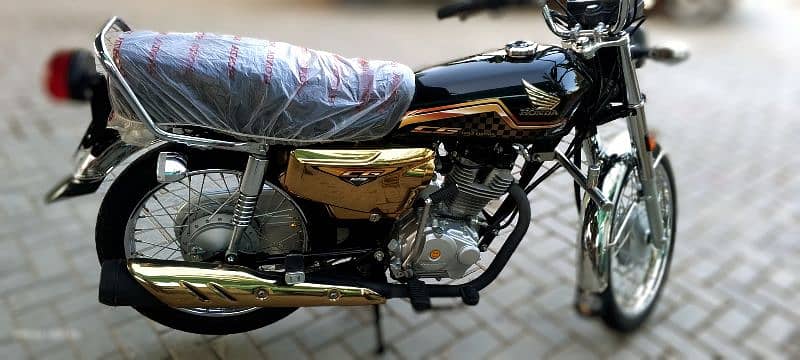 IN NEW CONDITION 23/24 0