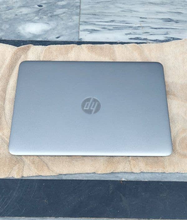 HP EliteBook 840 G3 i5 6th Gen Laptop–Dual SSD (256GB+128GB M. 2), 8GB 0