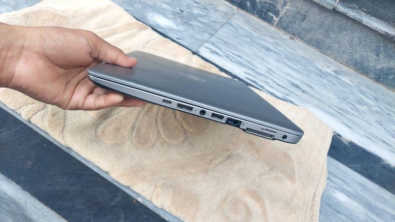 HP EliteBook 840 G3 i5 6th Gen Laptop–Dual SSD (256GB+128GB M. 2), 8GB 3