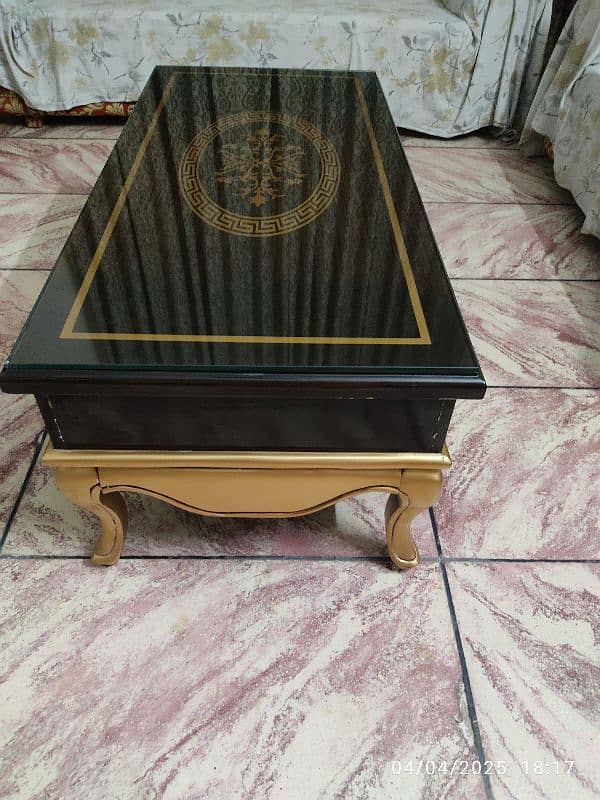 center table 0