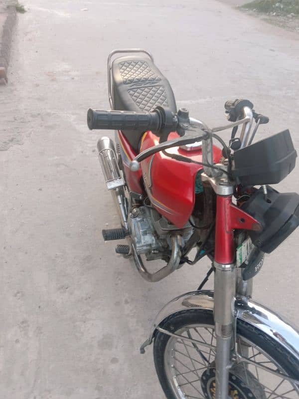 Honda 125 2008. exchange with Honda bike 4