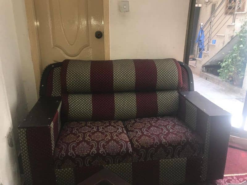 selling sofa set and table 2
