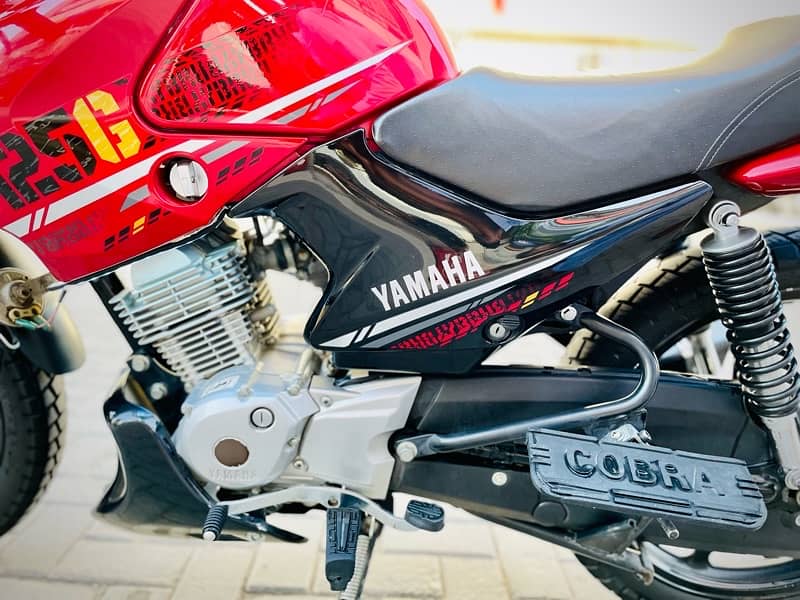YAMAHA YBR G 5
