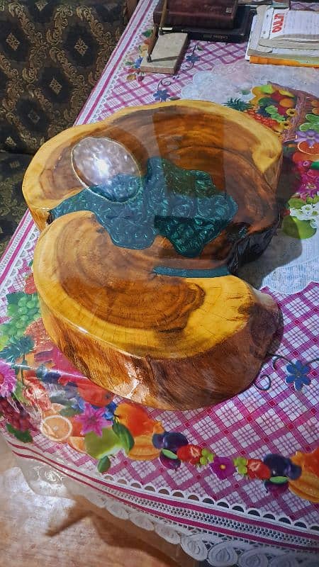 epoxy luxury dinning tables contact 033.287. 098.77 5