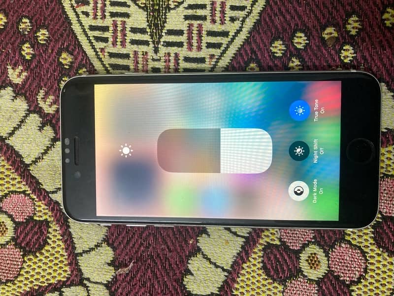 iphone SE 2nd generation factory unlock 3