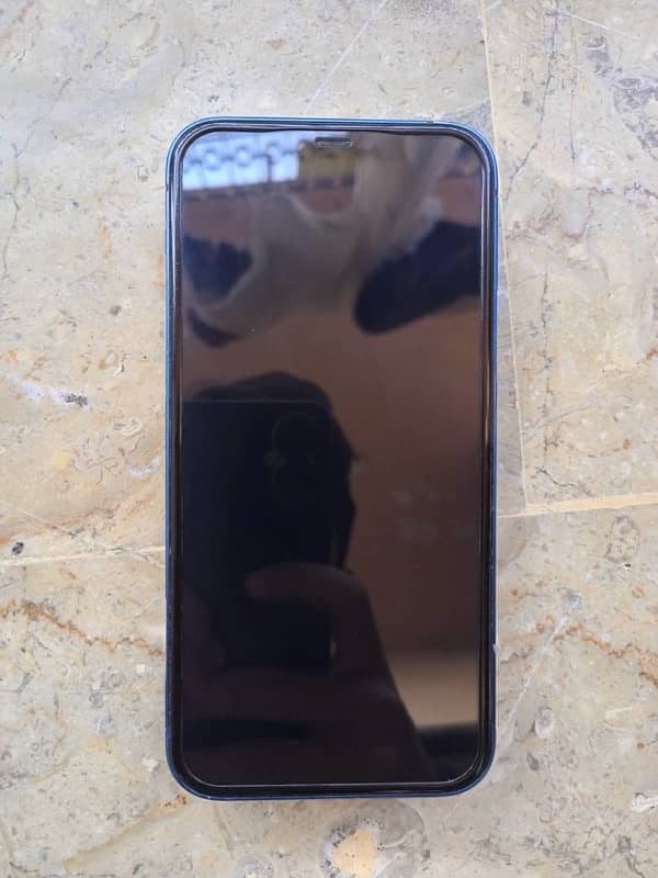 Iphone 12 condition 10/10 1