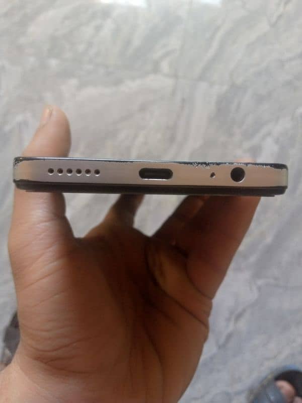 Spark 10pro sale exchange 12