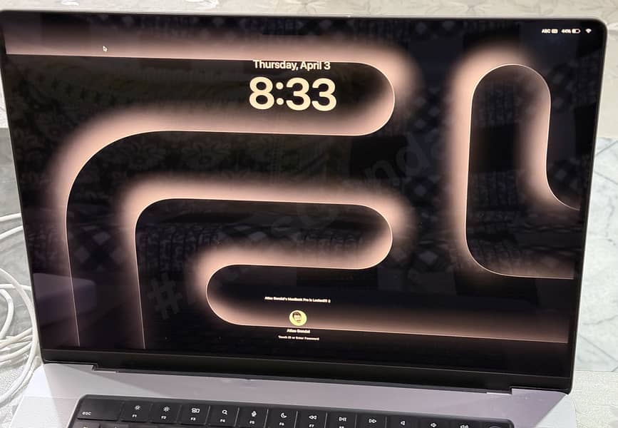 MacBook Pro M1 Pro 2021 16GB 1TB 3
