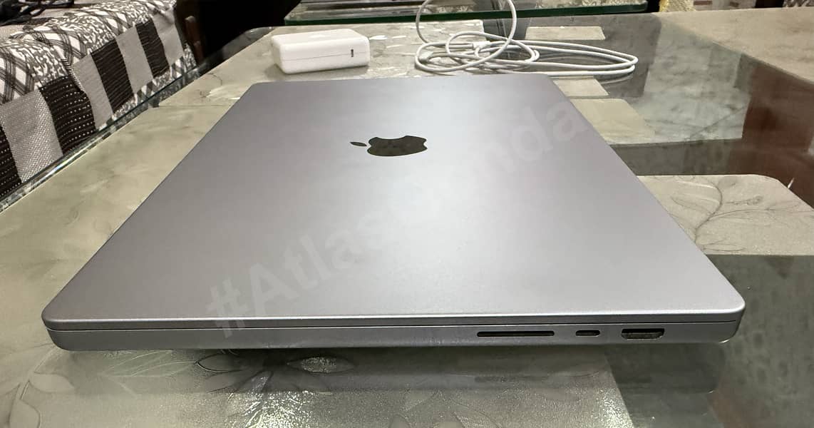 MacBook Pro M1 Pro 2021 16GB 1TB 7
