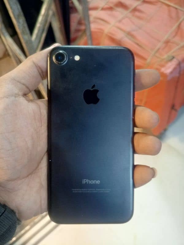 IPhone 7 Non PTA 3