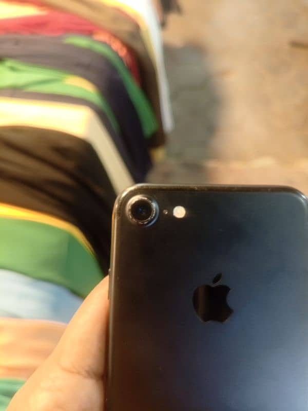 IPhone 7 Non PTA 7