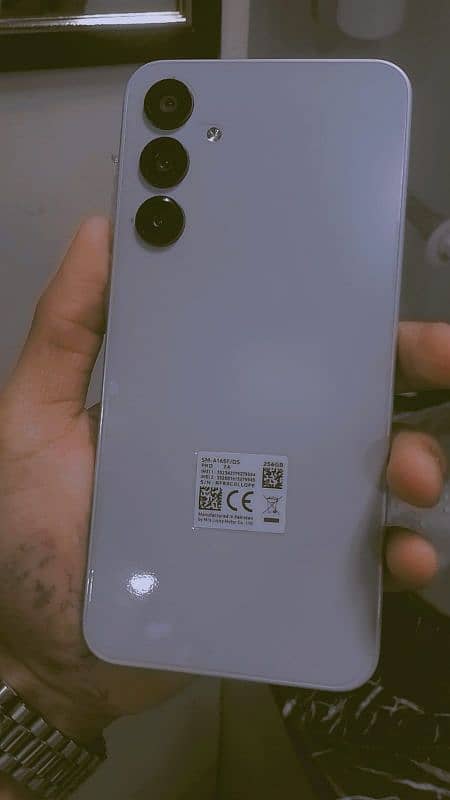 Samsung A16 8/ 256 1