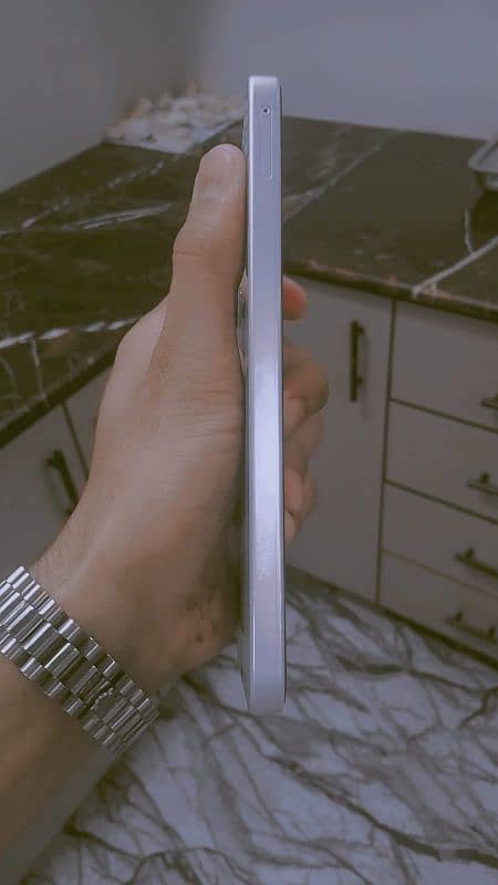 Samsung A16 8/ 256 3