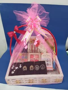 Gift basket, Money bouquet, flower bouquet,Cash Cake,bags available
