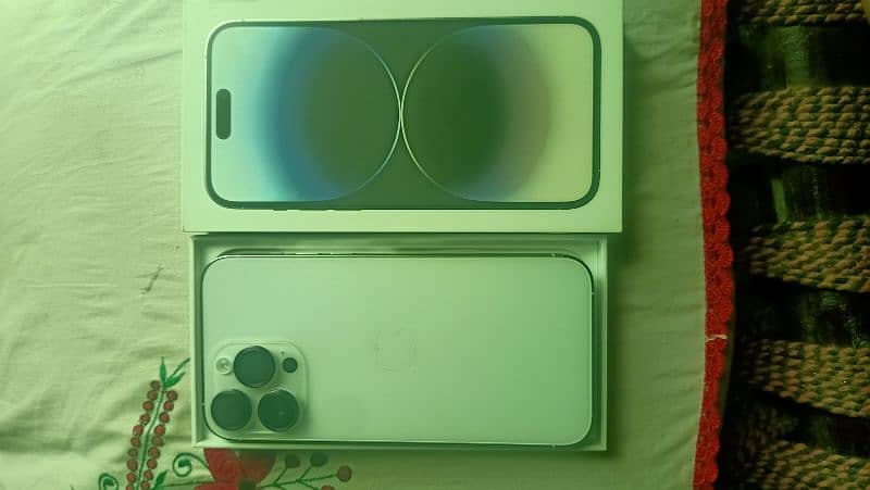 I phone 14 pro max 3