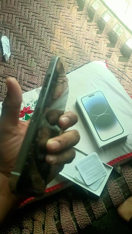 I phone 14 pro max 5