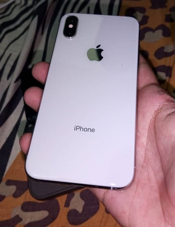 Iphone XS 256gb factory unlock non pta 3
