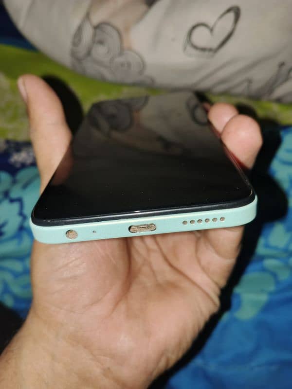 itel a70 pro daba box total geniune hai 7