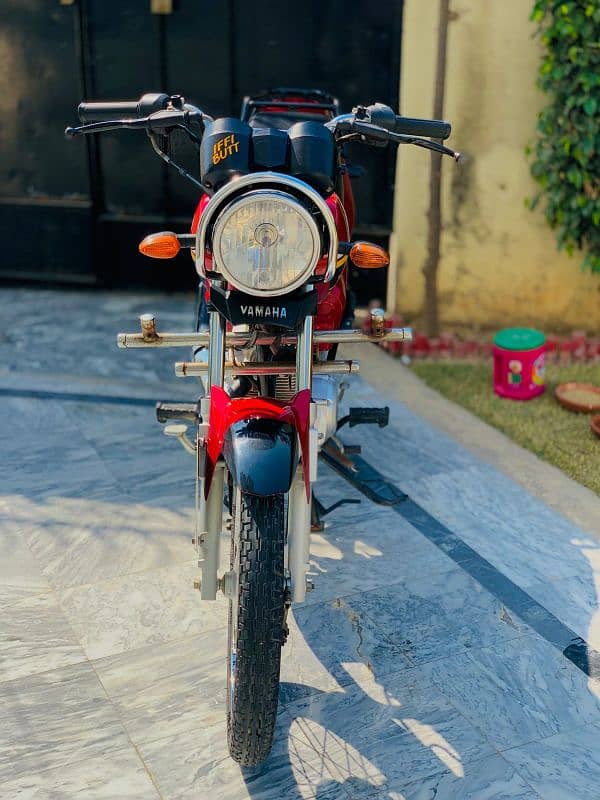 YAMAHA YB 125Z 1