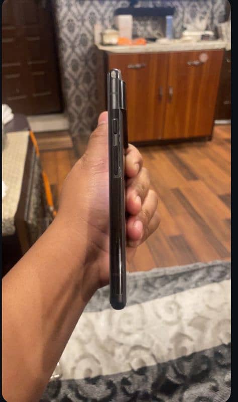 I'm sailing my Google pixel 6 in 10/9.5 condition 0328-8534627 3