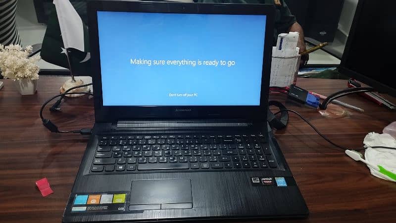 lenovo Laptop with Graphics 0