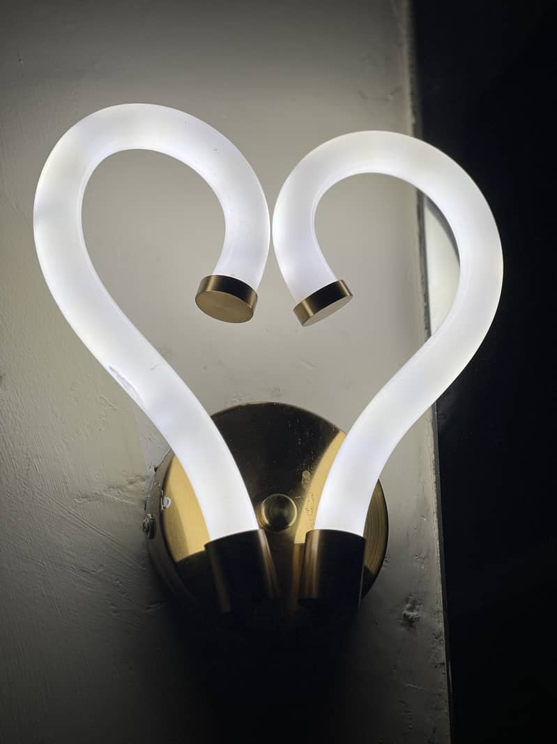 Wall lamps for sale 4
